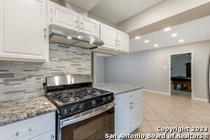 Building Photo - 555 Patricia Dr