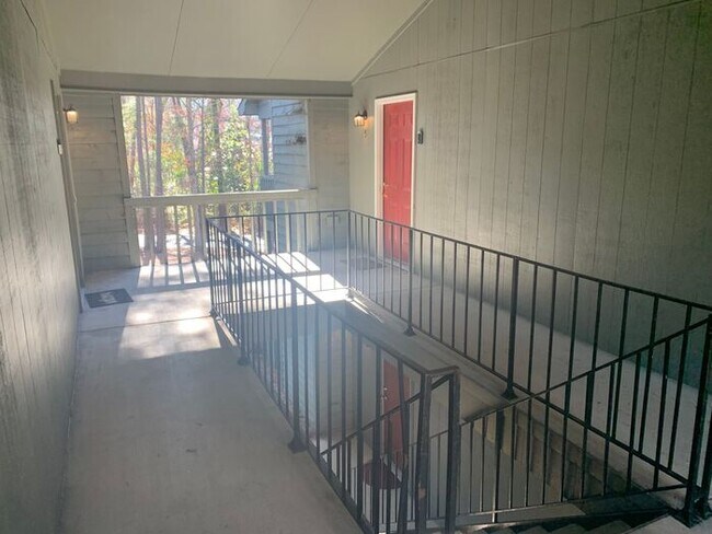 Building Photo - 1820-6 Tryon Drive