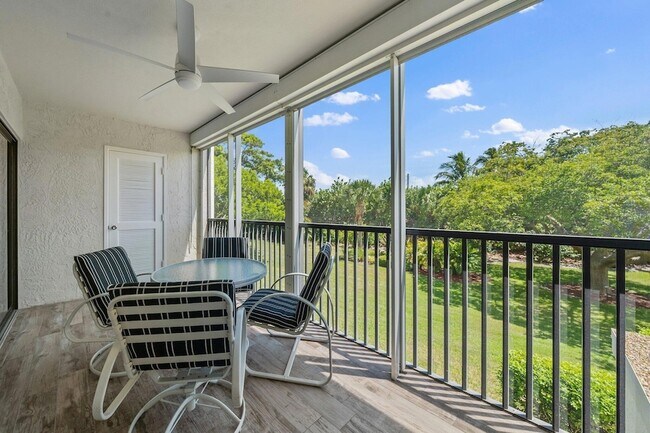 Building Photo - 300 N Hwy A1A