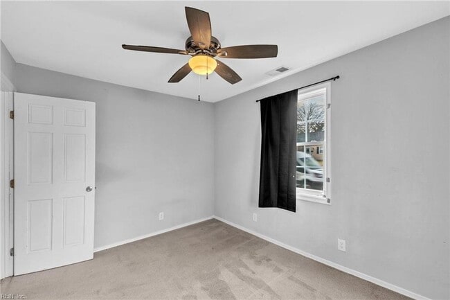 Building Photo - Charming & Fully Updated 4-Bedroom Home – ...