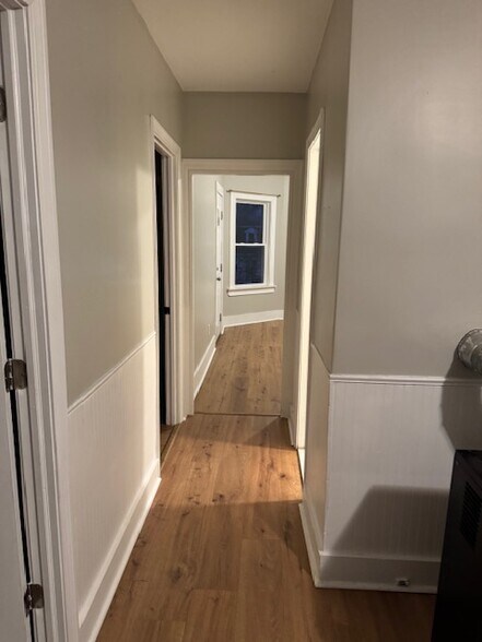 Building Photo - 21 Barrett St