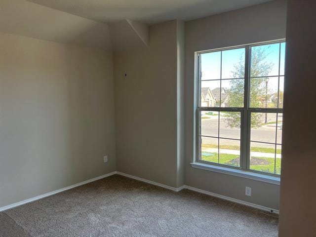 Building Photo - 913 Beverly Dr