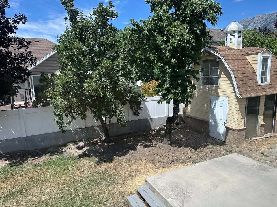 Storage shed - 754 W 2100 N