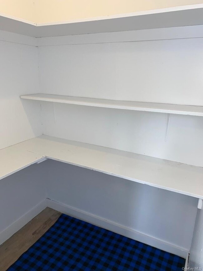 Building Photo - 56 Millspaugh Ln