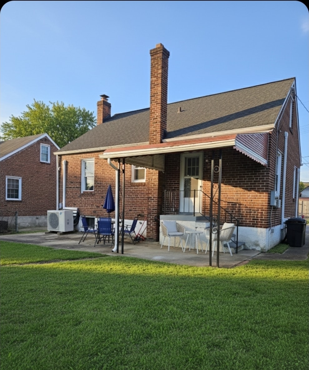 Back of house view - 1130 Stephen Dr