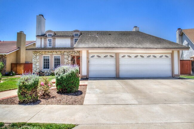 Building Photo - 4546 E Blue Jay Ave
