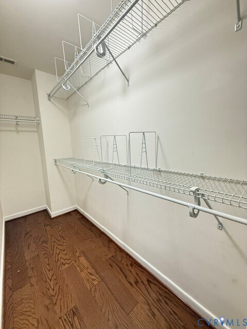Building Photo - 8057 Ellendale Dr