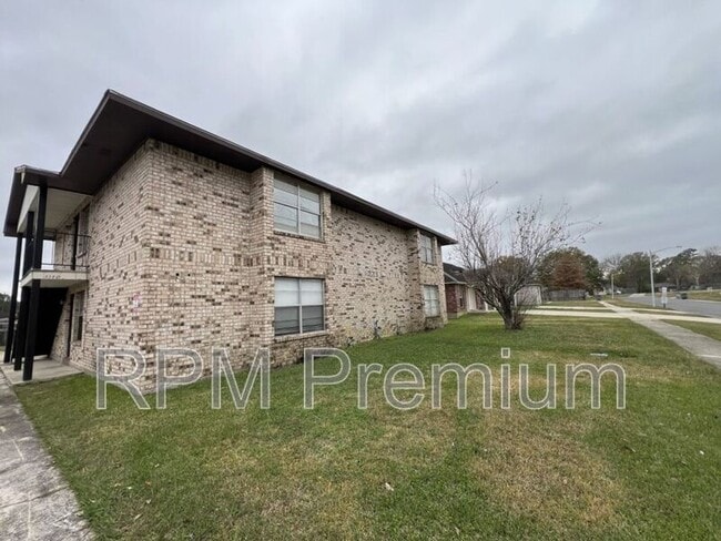 Building Photo - 5170 Weston