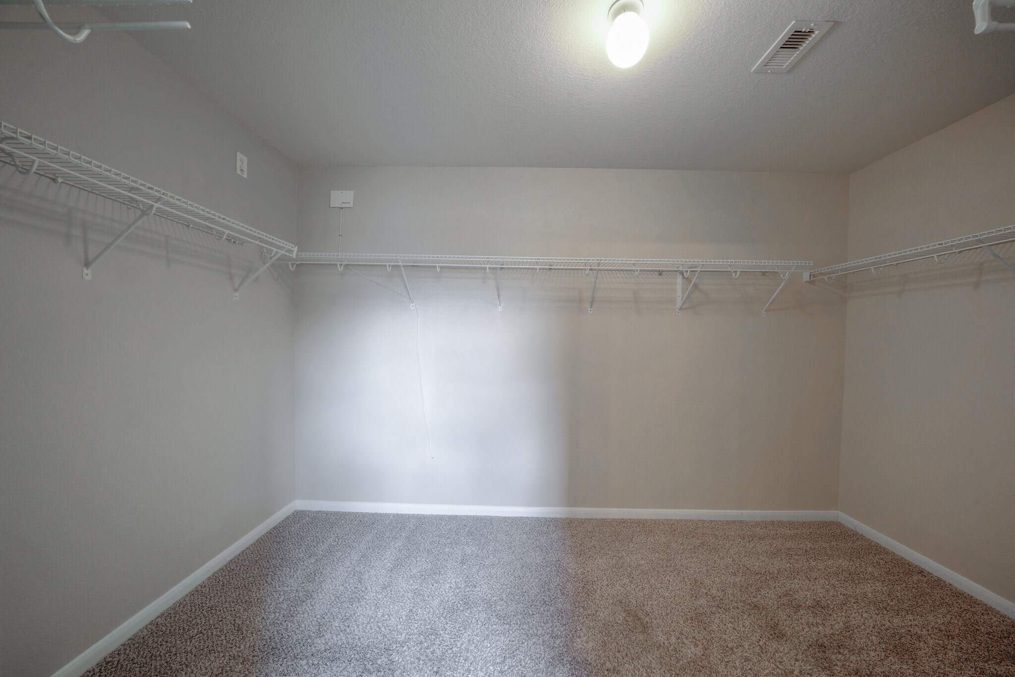 Building Photo - 20727 Cypress Crescent Ln