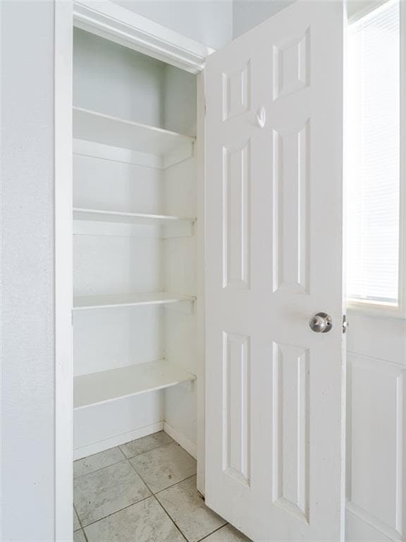 Building Photo - 904 SW Green World St