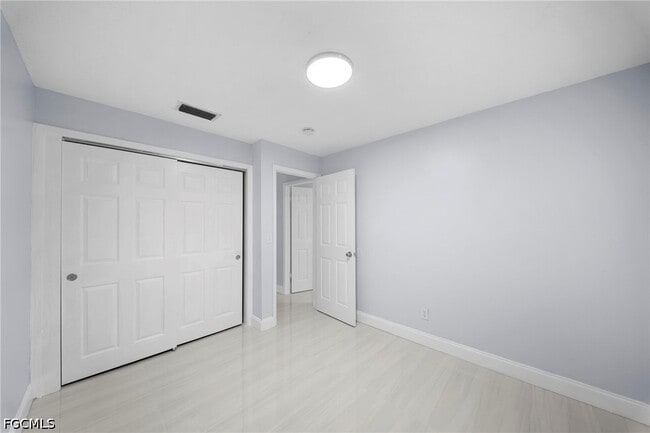 Building Photo - 5454 Eighth Ave