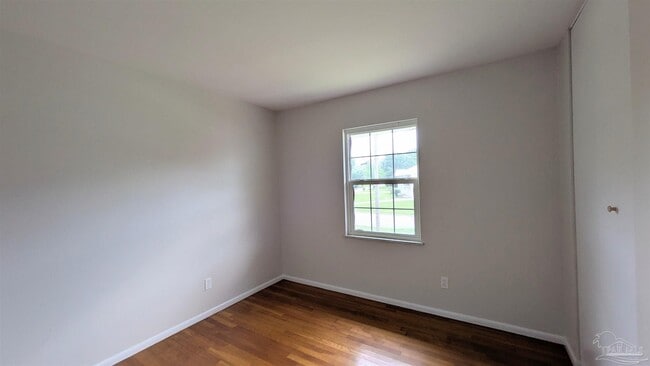 Building Photo - 2117 Pullman Cir