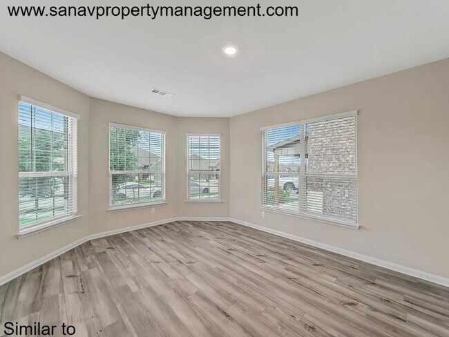 Building Photo - Welcome to Your Dream Home in the Heart of...