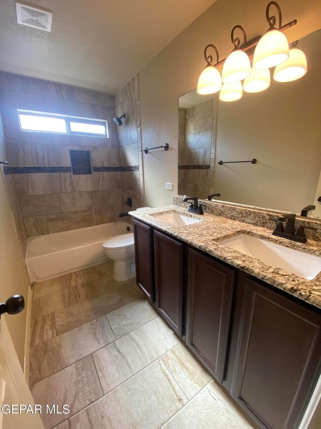 Building Photo - 408 La Puesta Dr