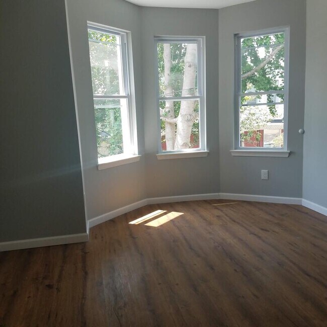 Building Photo - 1417 N Felton St