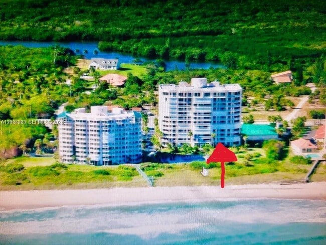 Building Photo - 3880 N Hwy A1A