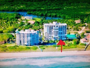 Building Photo - 3880 N Hwy A1A