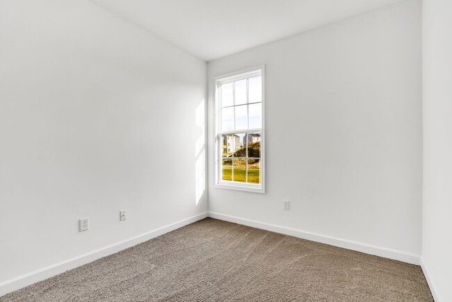 Building Photo - 216 S Center St