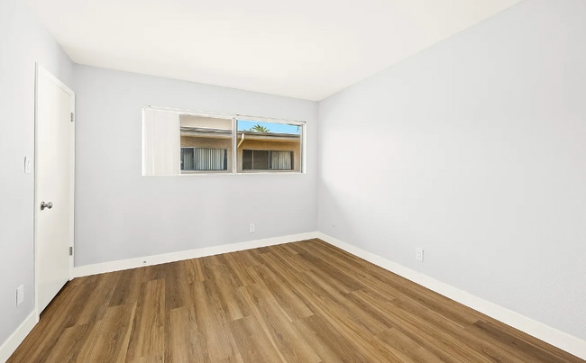 Building Photo - 612 San Pascual Ave