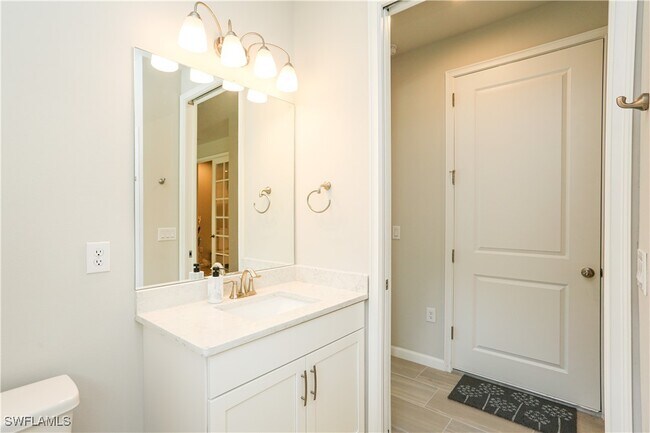 Building Photo - 4546 Arboretum Cir