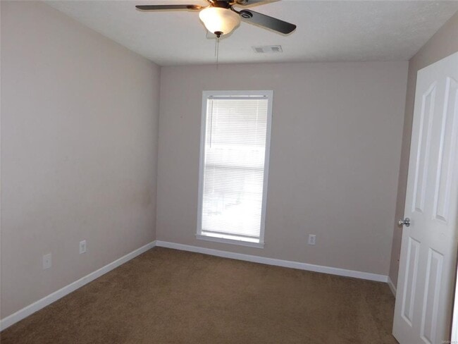 Building Photo - PRATTVILLE Home