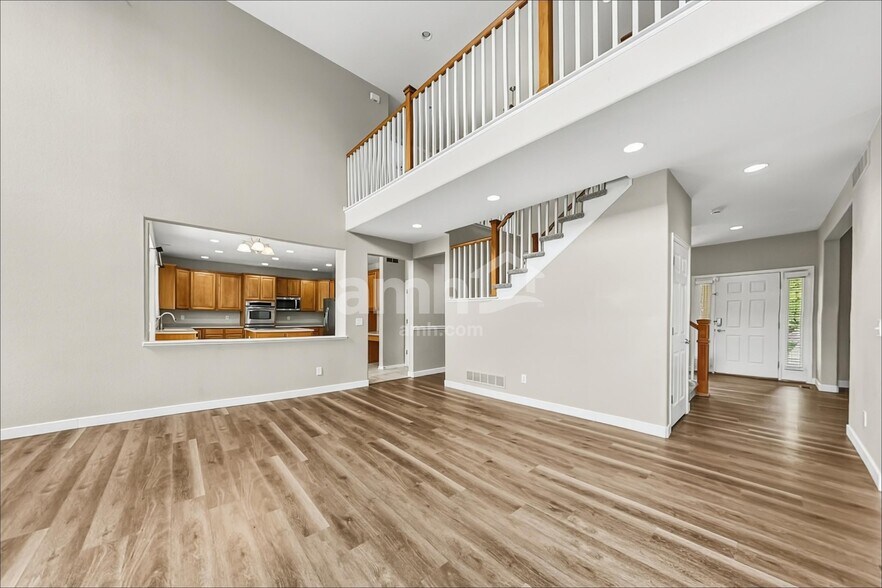 Building Photo - 1556 S Catawba Cir