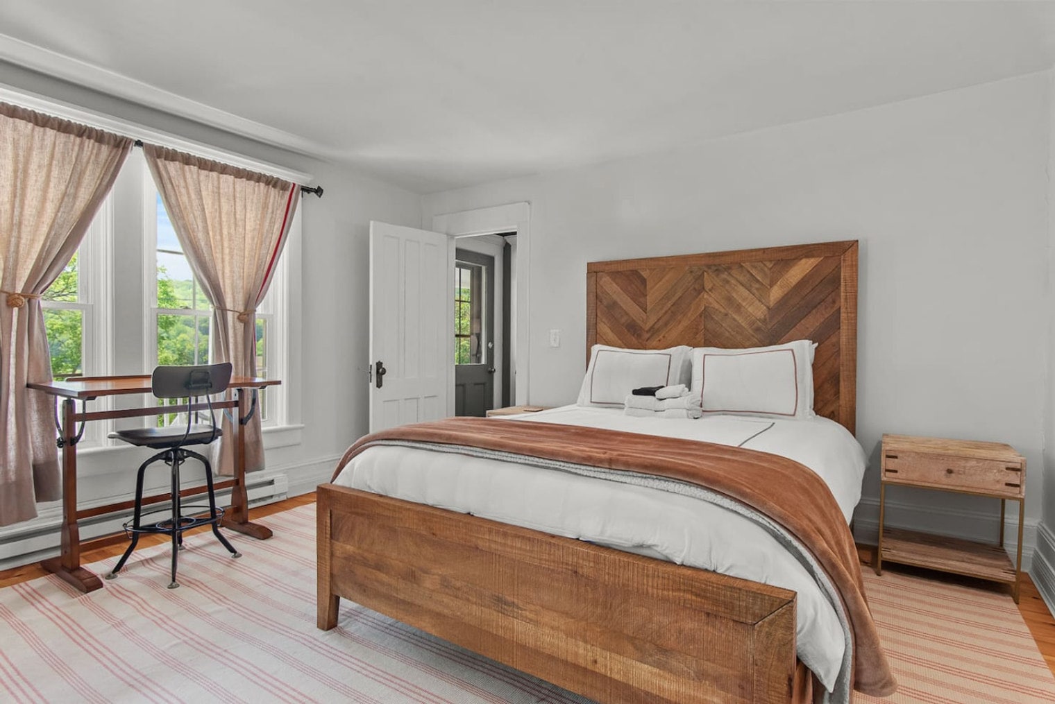 Building Photo - 1104 Crowe Rd