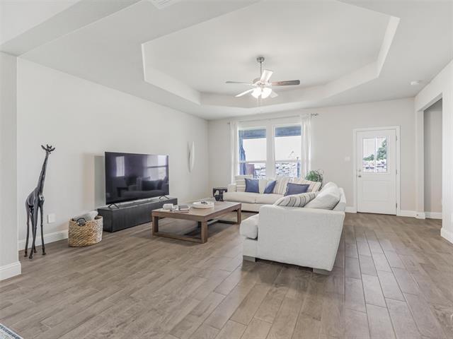 Building Photo - 2156 Knightsgate Rd