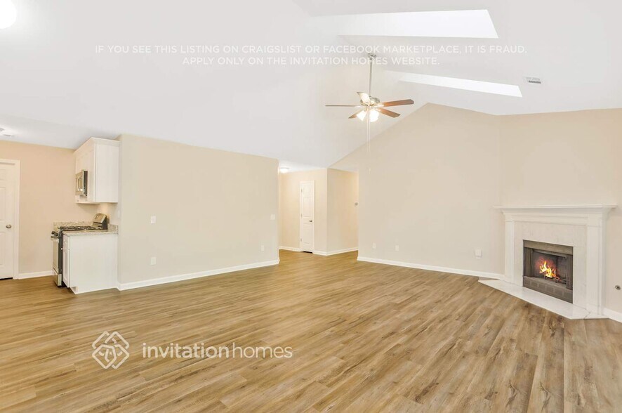 Building Photo - 795 Avalon Forest Dr NW