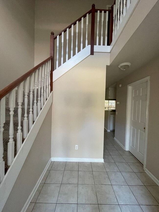 Building Photo - Foxchase Subdivision