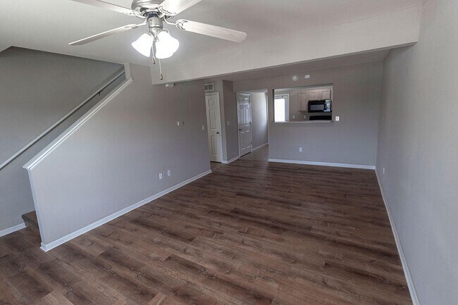 Building Photo - 4016 Snowy Owl Dr