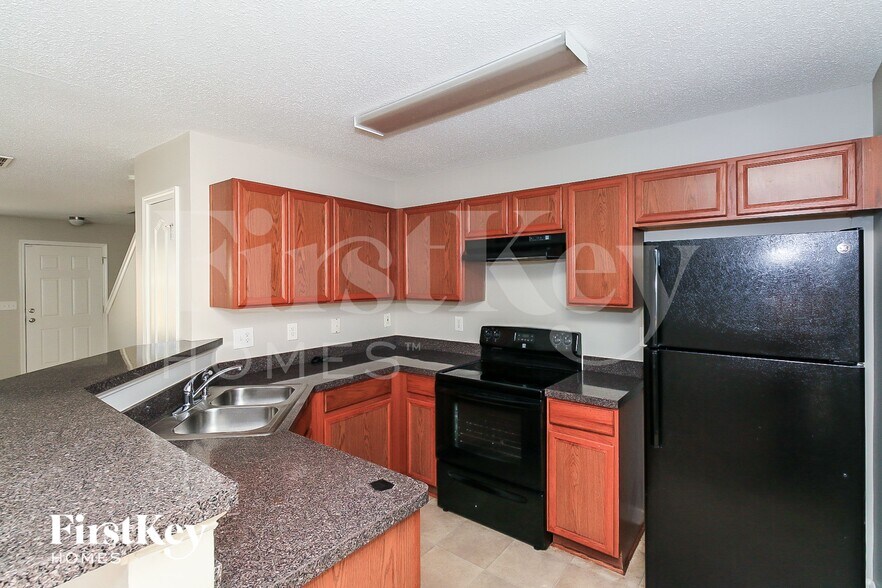 Building Photo - 3585 Parc Cir SW