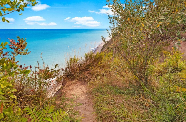 Building Photo - 1194 Harmony Ct