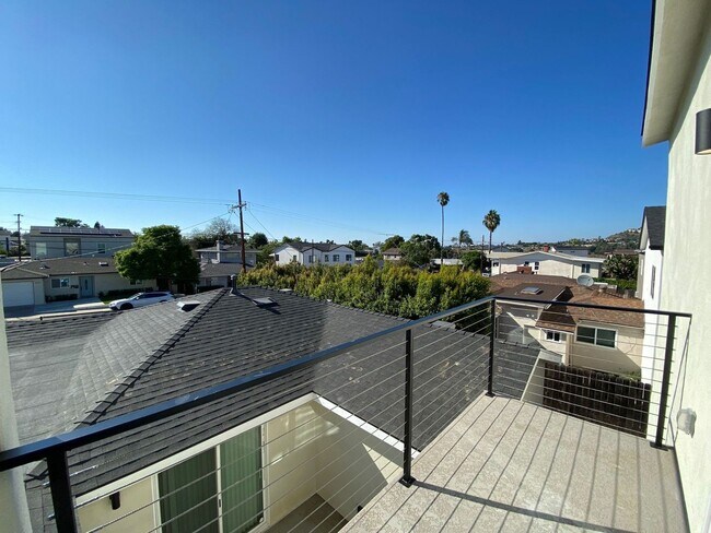 Building Photo - BRAND NEW 2023!! 4BD/2BA