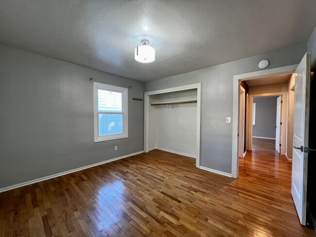 Building Photo - Non-Refundable & Security Deposit Total: $...