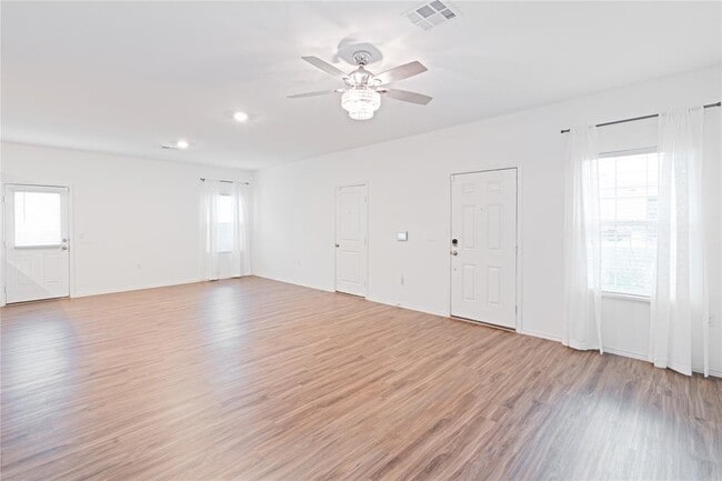 Building Photo - 2308 Nightview Dr