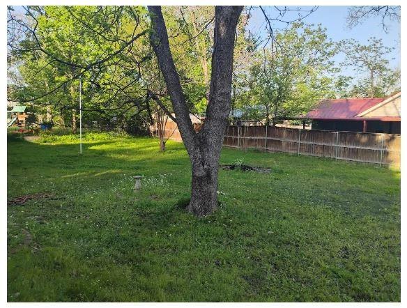 Building Photo - 504 N Newsom St