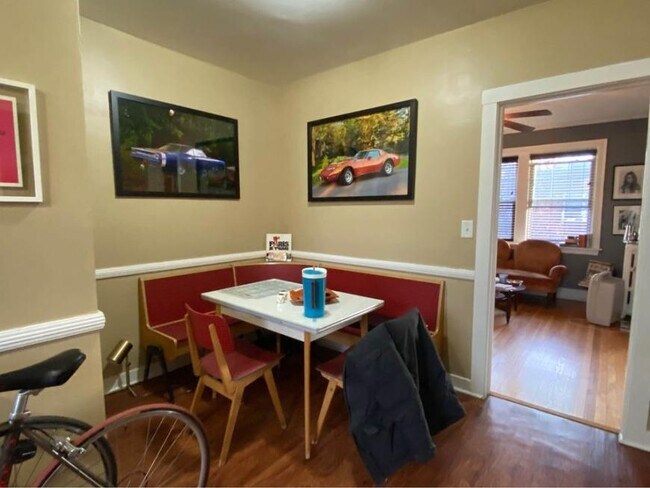 Building Photo - 1 bedroom in Chicago IL 60660