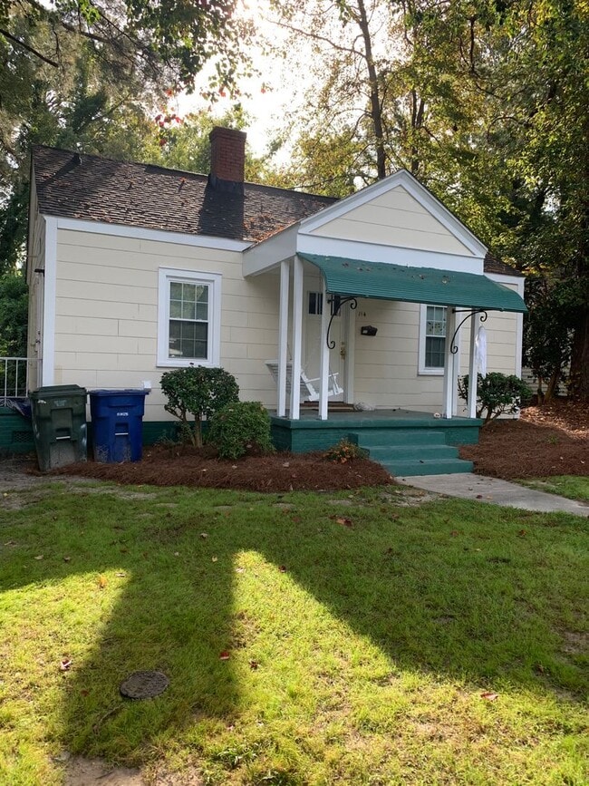 Building Photo - Grid 2 bedroom house available!