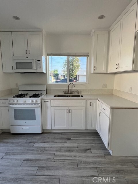 Building Photo - 13123 Tonopah St