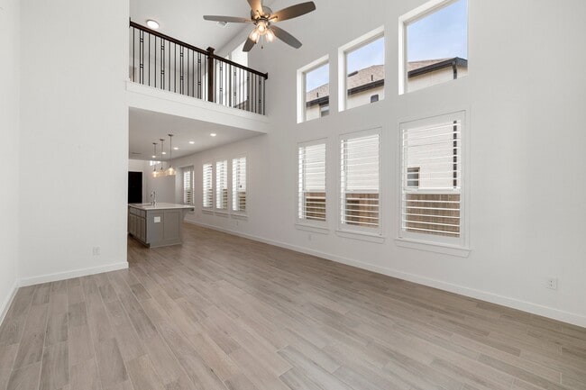 Building Photo - 997 Newport Crk Dr