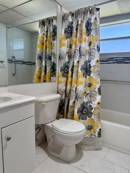 Building Photo - 516 Saxony Dr