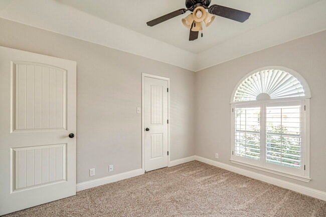 Building Photo - 2903 Savoy Pl