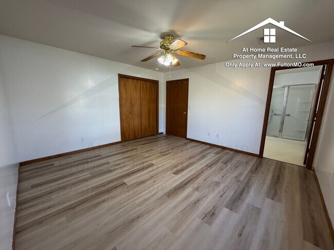 Building Photo - 1117-1119 Ashton Circle East