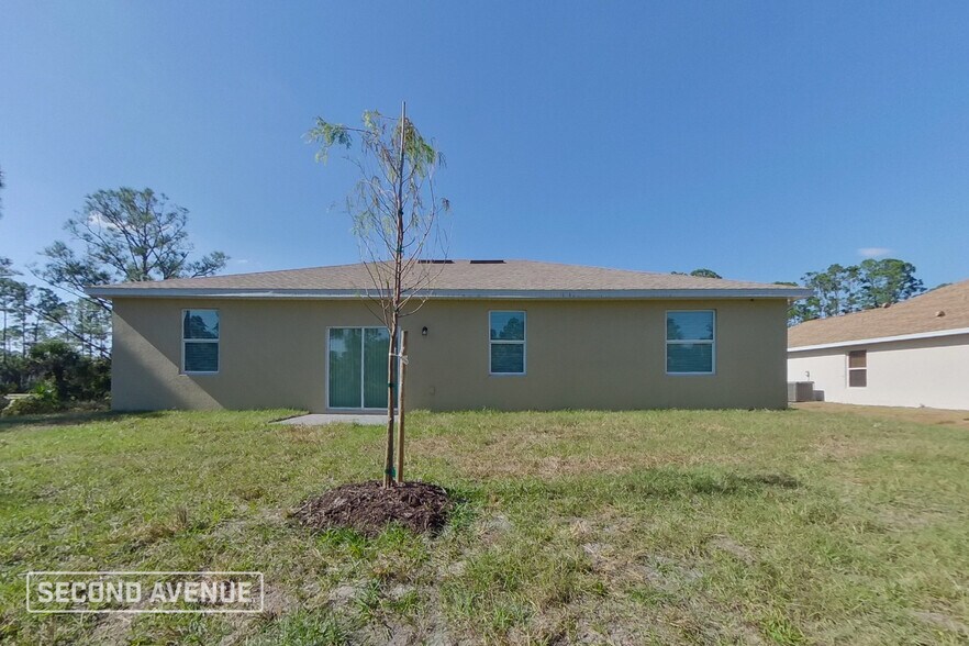 Building Photo - 2230 Jeannin Dr
