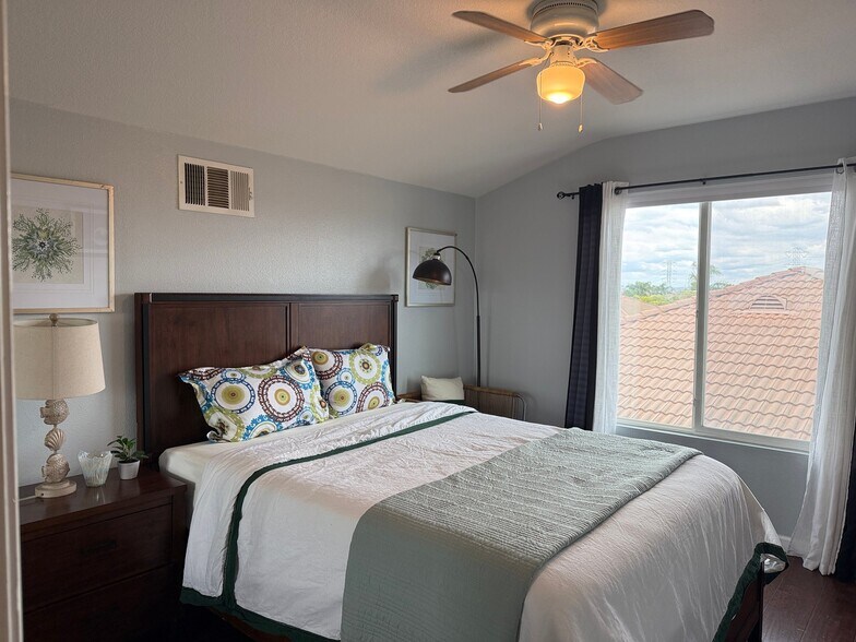 Building Photo - 13885 Camp Rock St