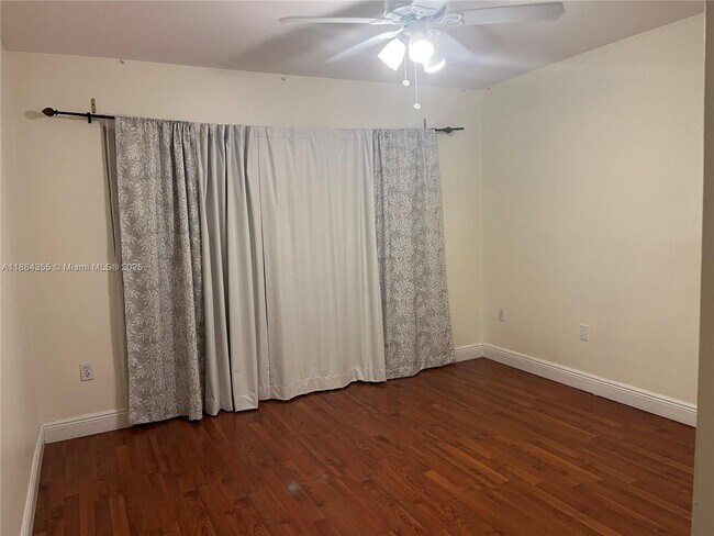 Building Photo - 10270 NW 46th St