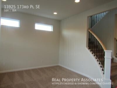 Building Photo - Beautiful Renton Home for Rent