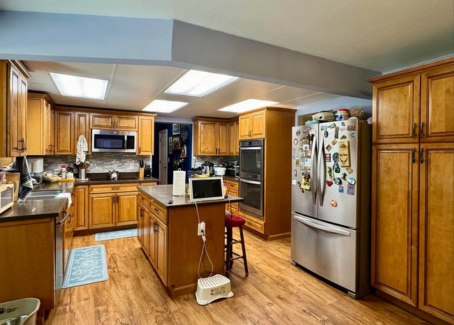 Building Photo - 4 bedroom / Pet friendly home in North Pol...