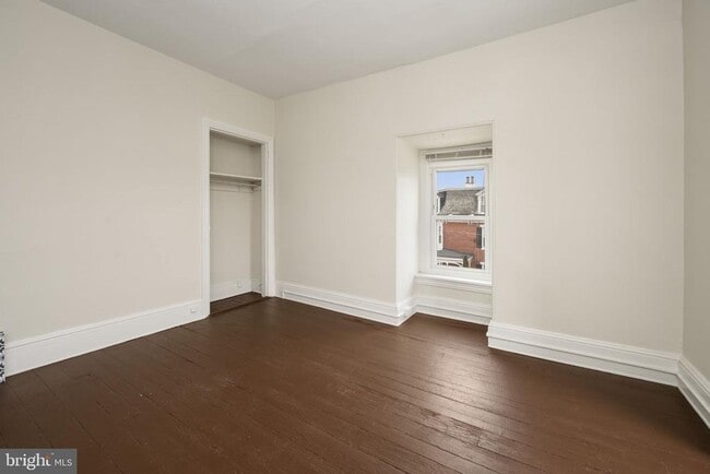 Building Photo - 134 Gay St